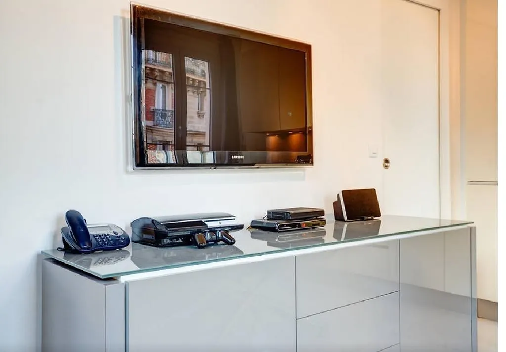 Apartment Notre Dame Bright Paris
