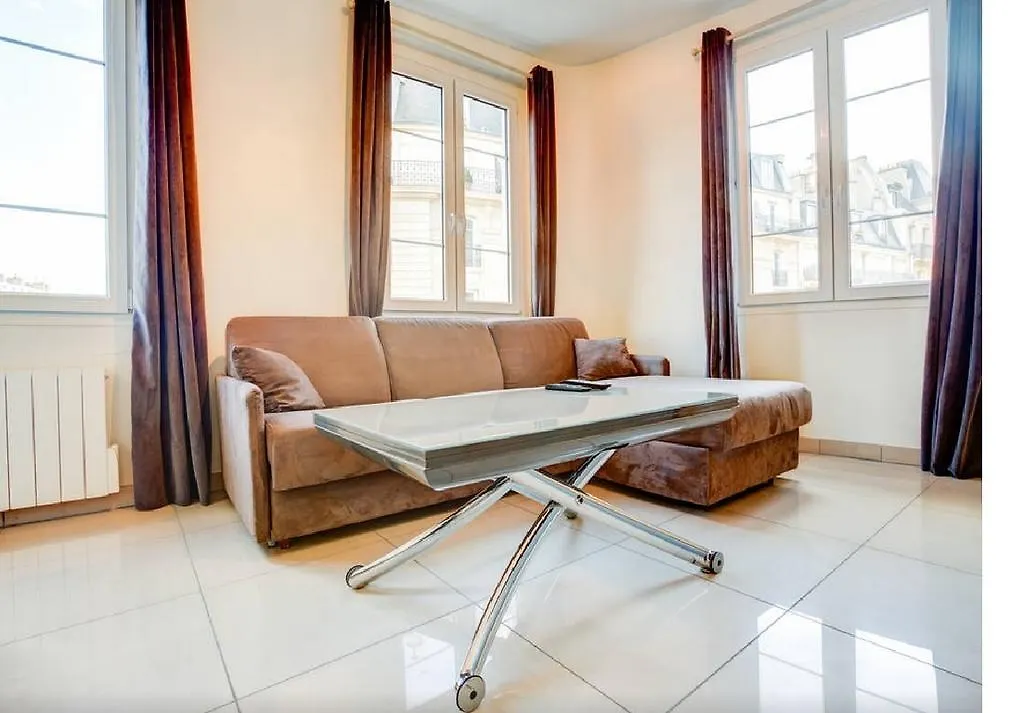 Apartment Notre Dame Bright Paris